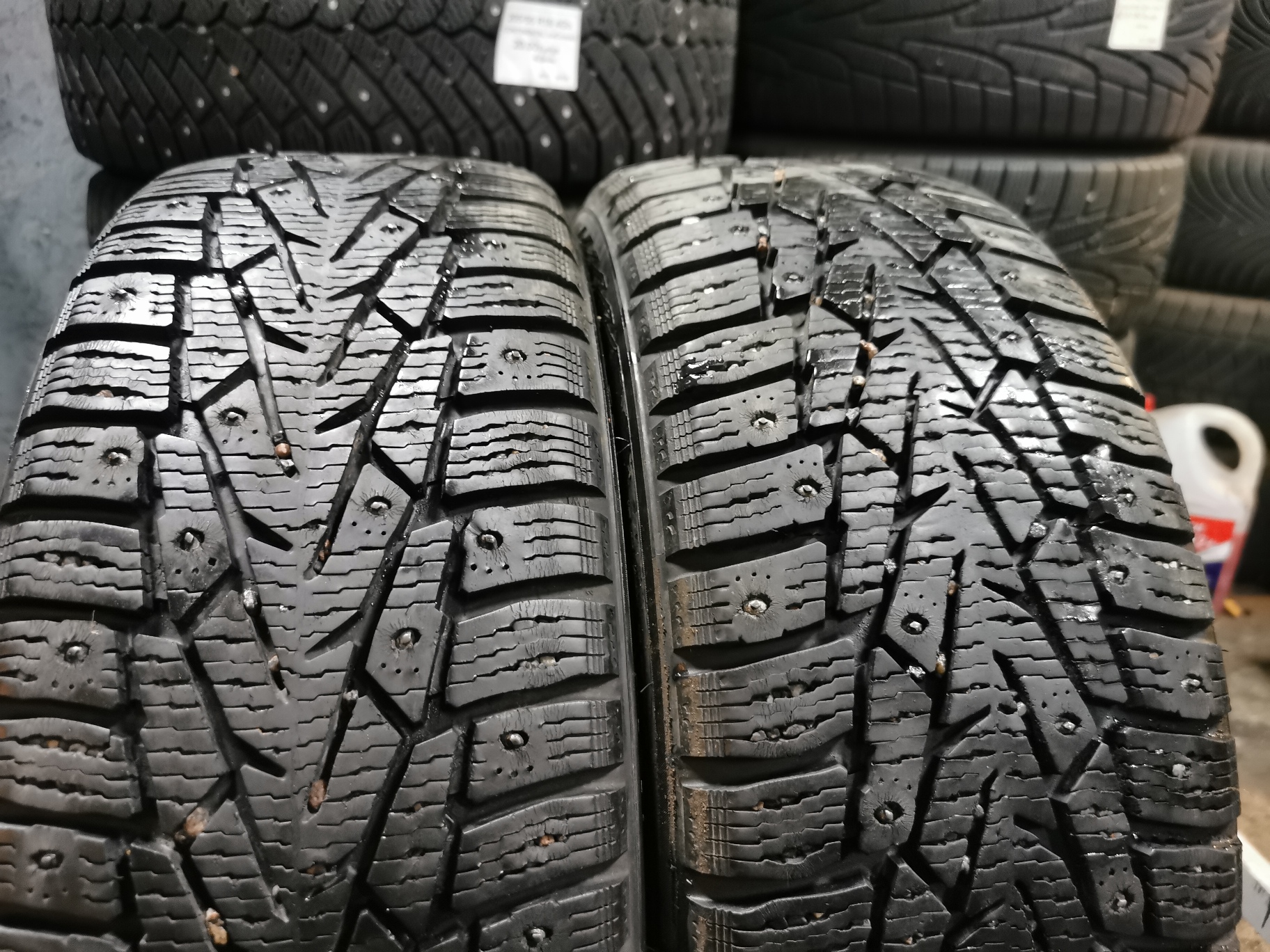 Nokian hkpl 7 185/55 R15 Зимние Б/у покрышки