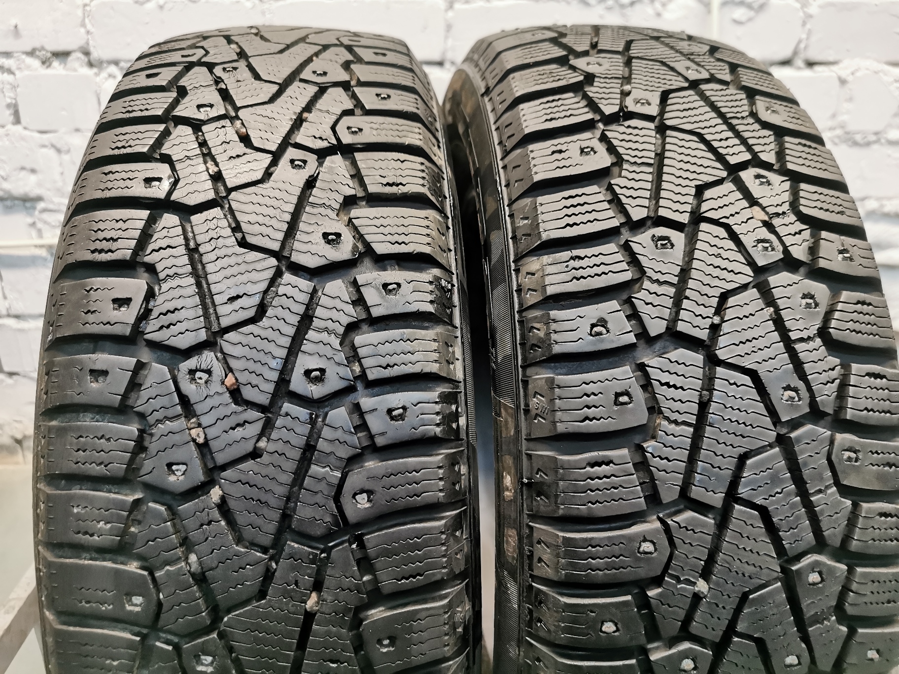 pirelli ice zore 185/65 R15 Lietotas Ziemas Riepas