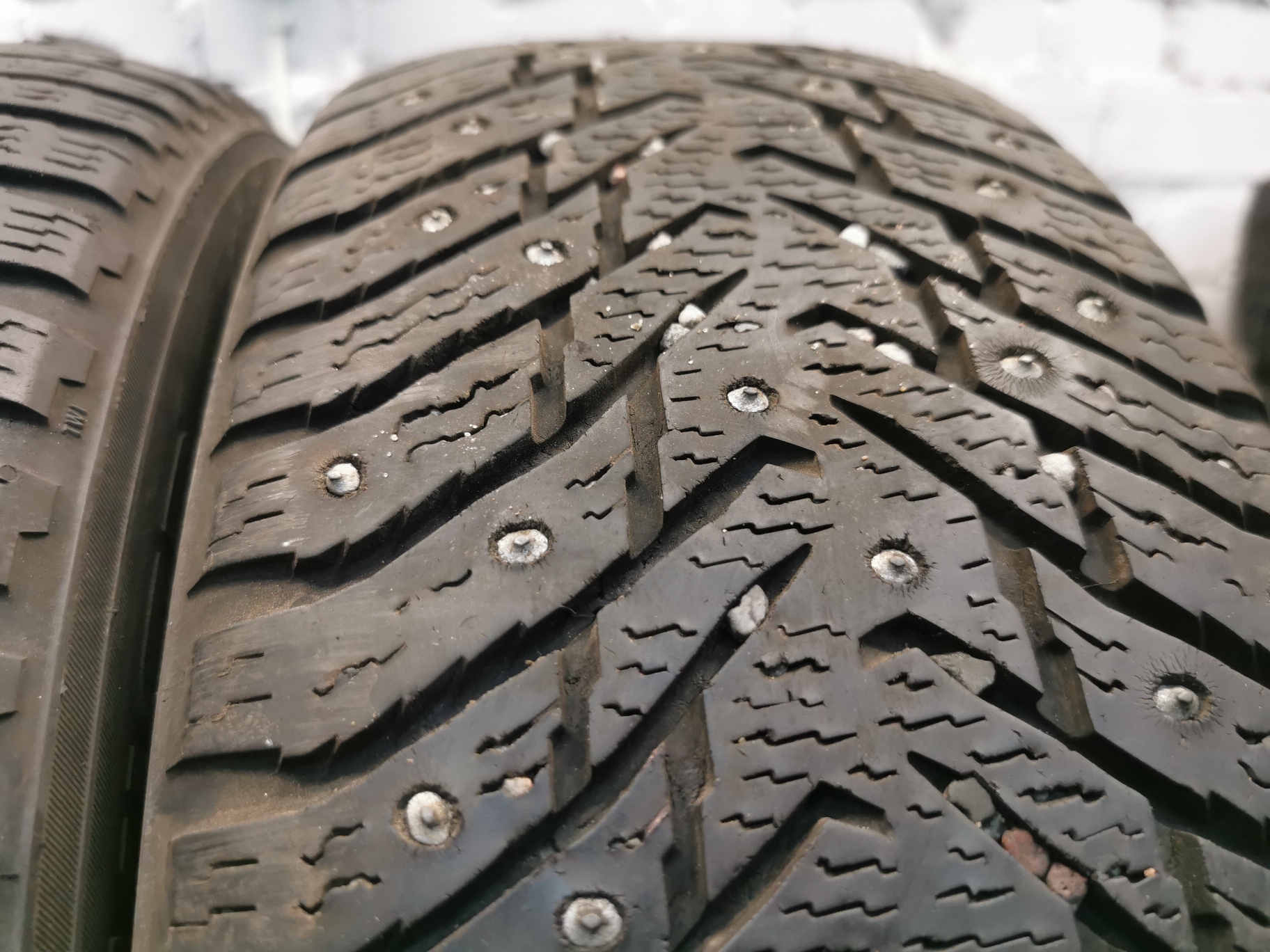 Nokian hkpl 8 205/60 R16 Зимние Б/у покрышки Nokian hkpl 8 205/60 R16 Зимние Б/у покрышки