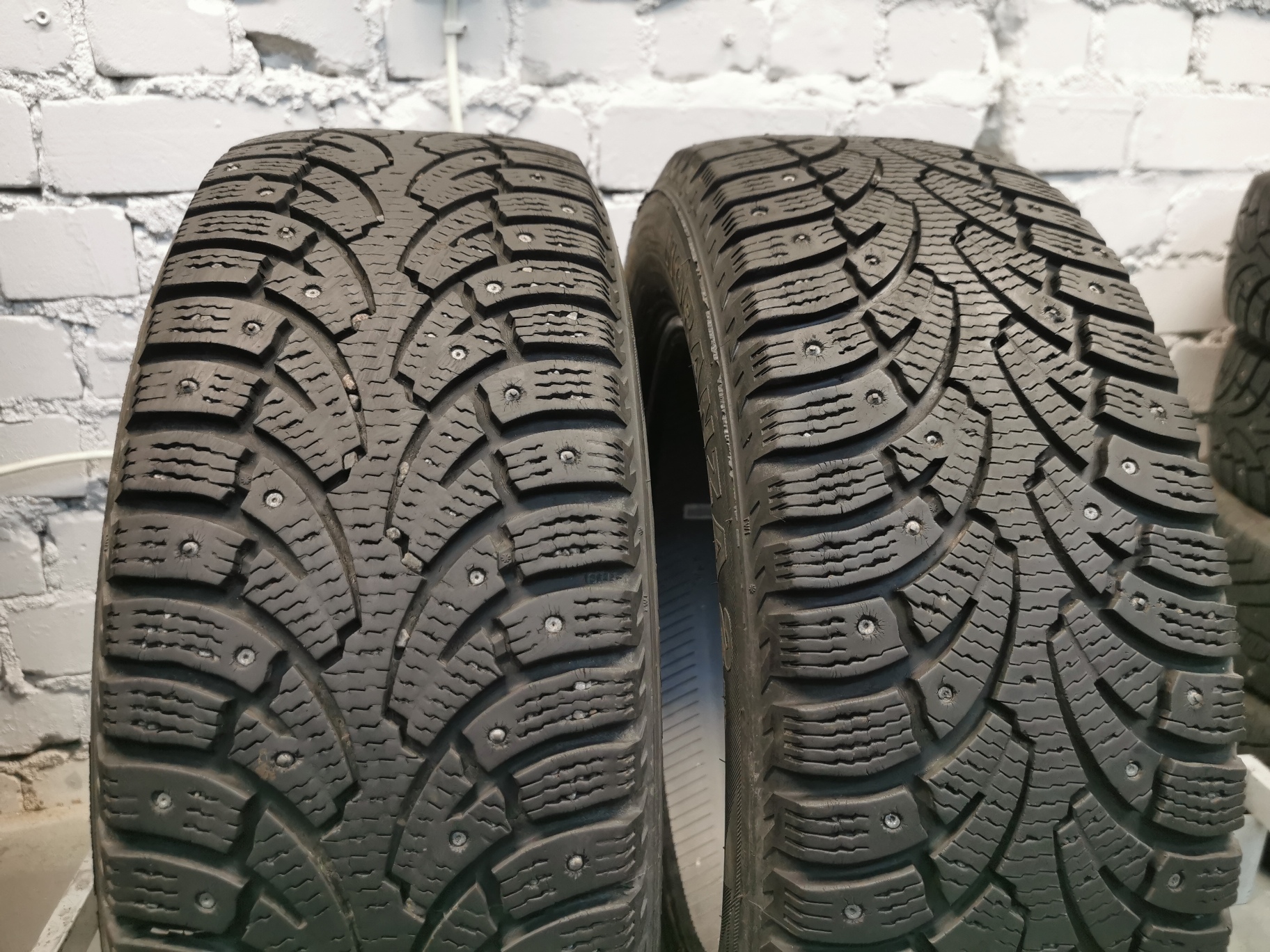 bridgestone noranza 2 205/60 R16 Зимние Б/у покрышки