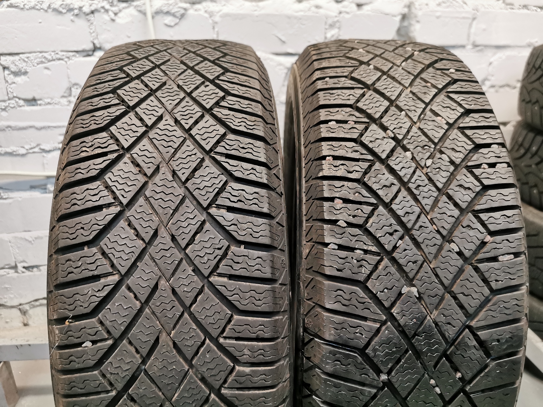continental contact 7 185/65 R15 Зимние Б/у покрышки
