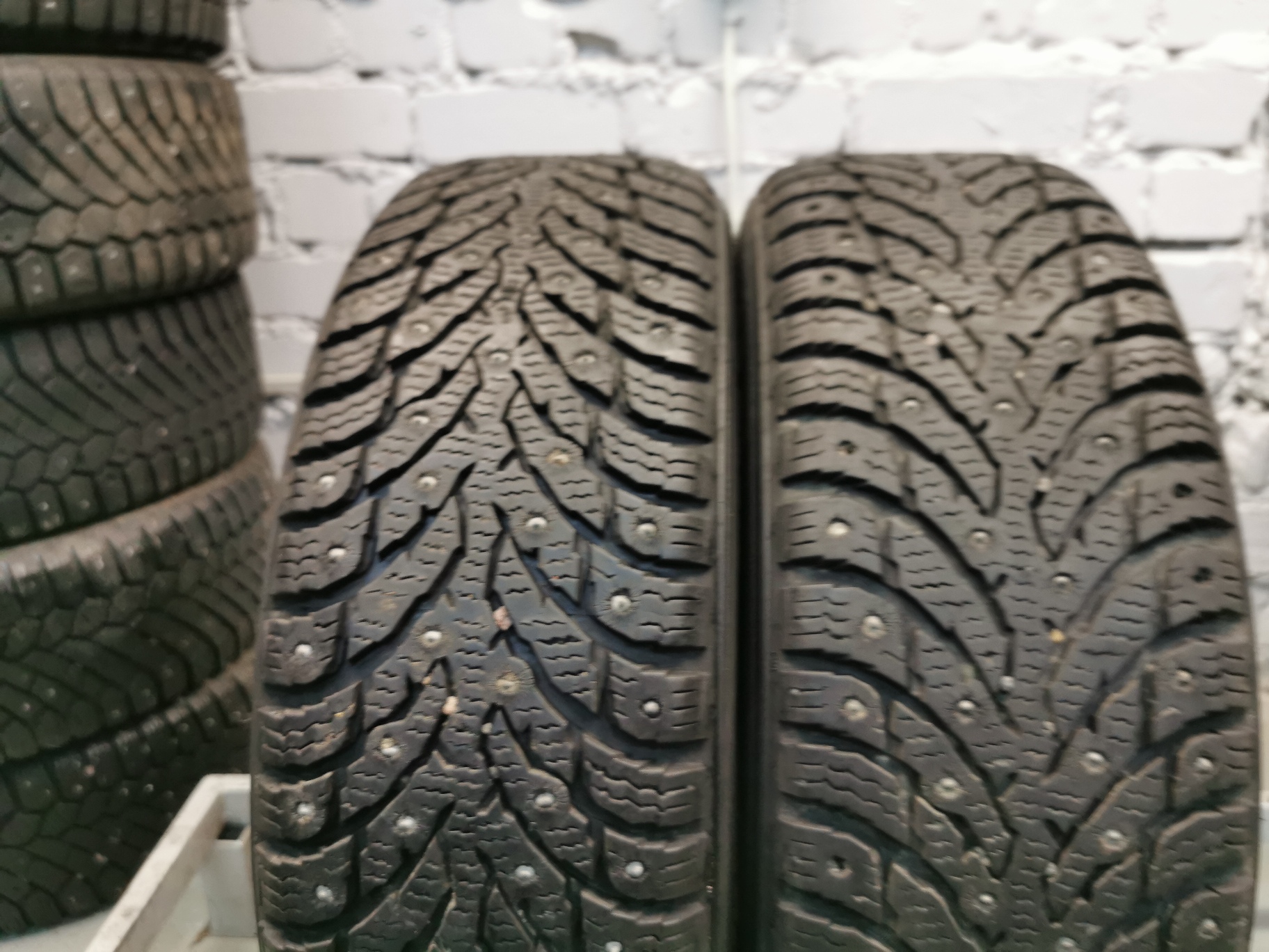 Nokian hkpl 9 185/65 R15 Lietotas Ziemas Riepas