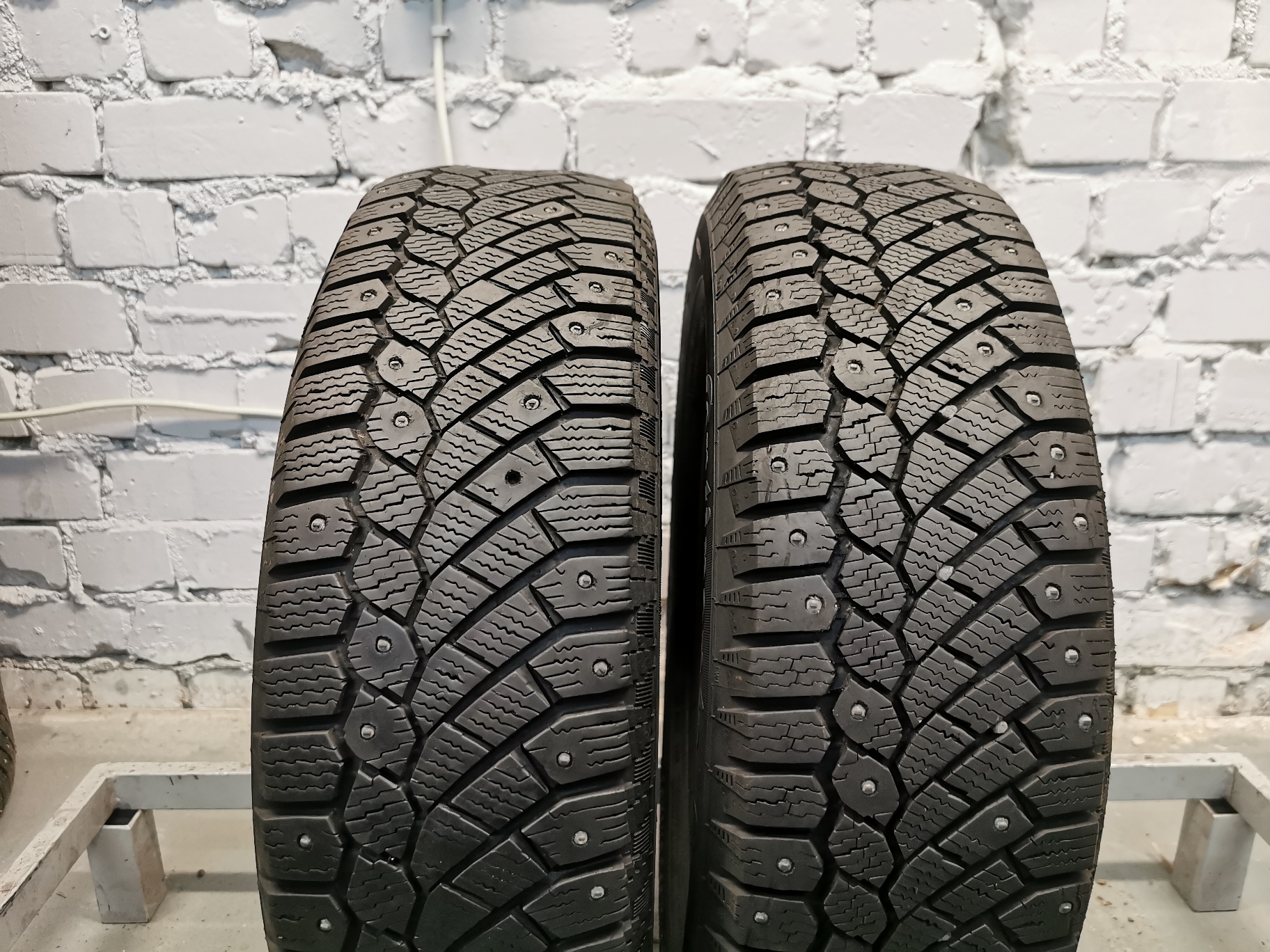 continental ice contact 175/65 R15 Зимние Б/у покрышки