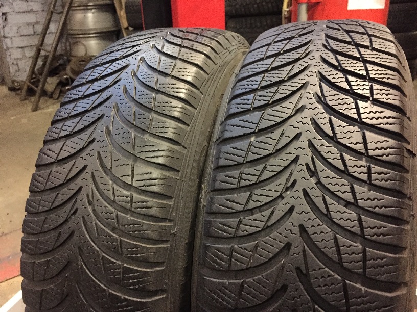 michelin aglis x-ice north 205/65 R16 Зимние Б/у покрышки michelin aglis x-ice north 205/65 R16 Зимние Б/у покрышки