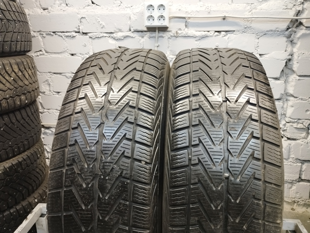 Vredestein Wintrac  4 Extreme 235/65 R17 Lietotas Ziemas Riepas