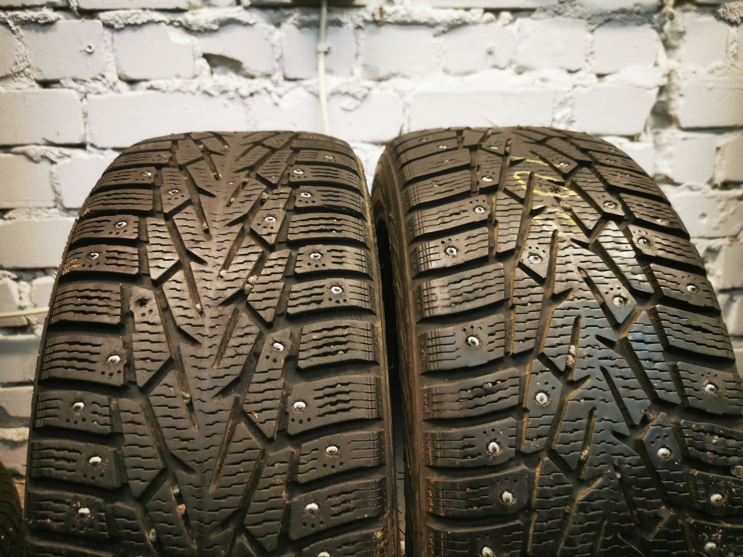 Nokian Hkpl 7 205/55 R16 Lietotas Ziemas Riepas