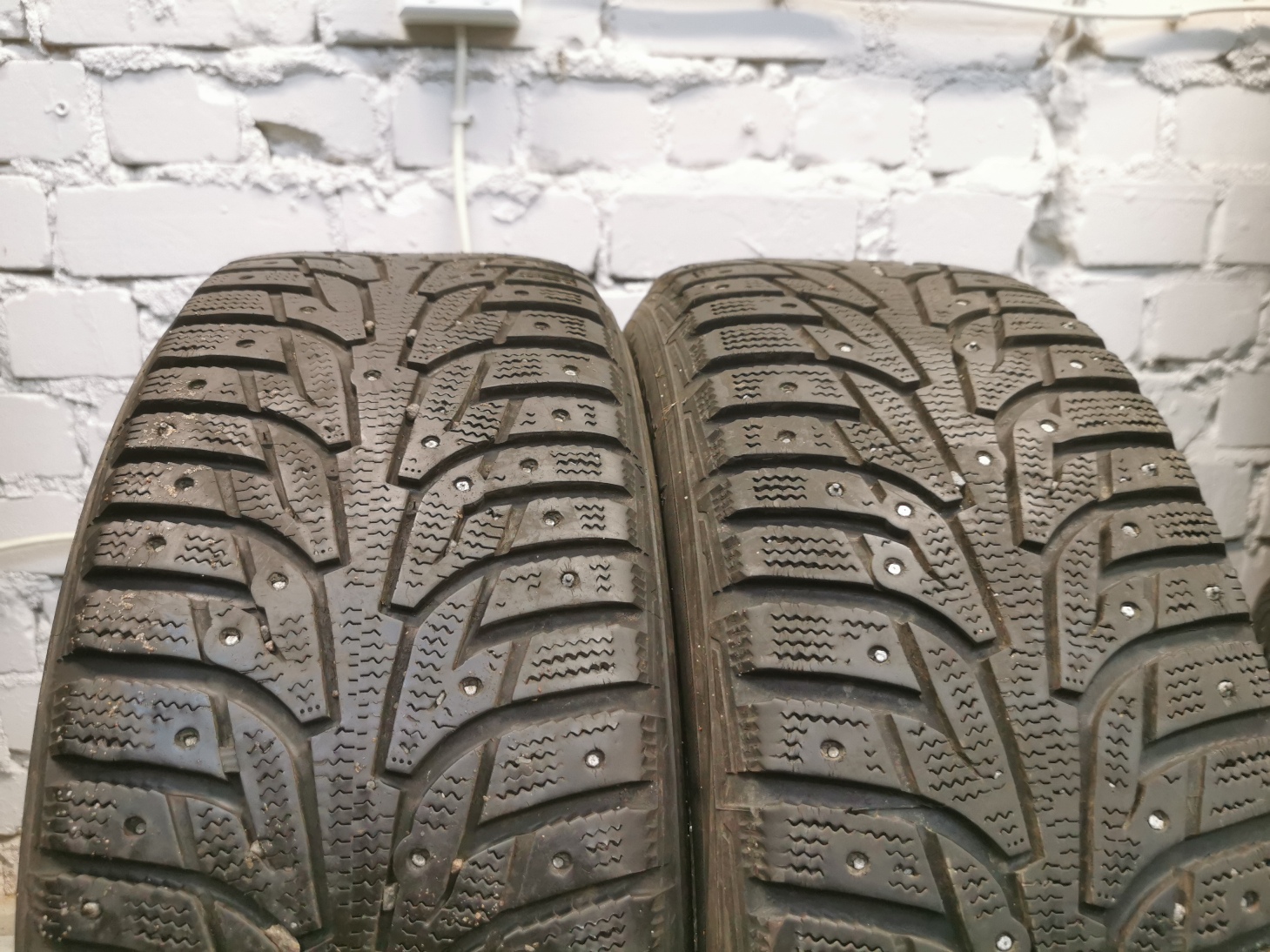 HANKOOK I pike RS 205/55 R16 Lietotas Ziemas Riepas