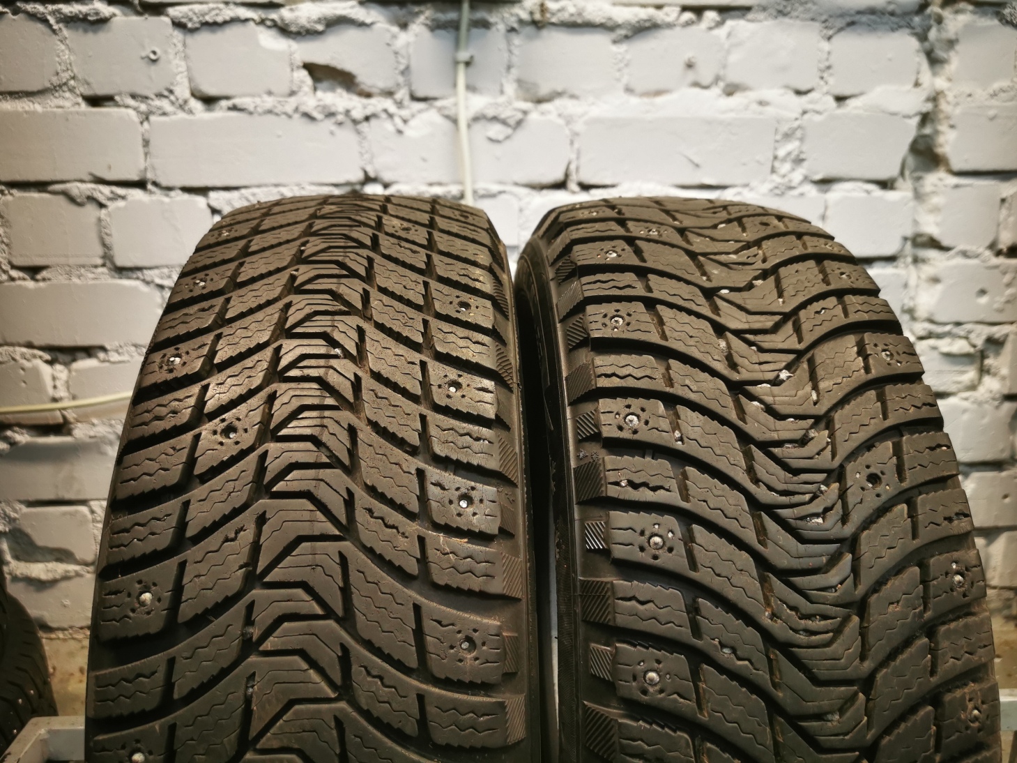 michelin X-ice north 3 185/60 R15 Зимние Б/у покрышки