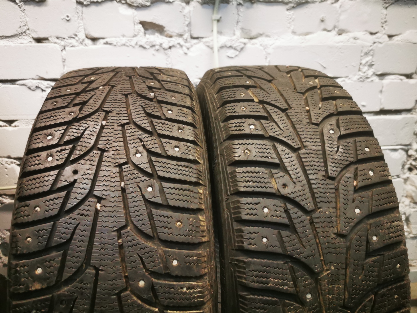 HANKOOK I pike RS 205/55 R16 Lietotas Ziemas Riepas