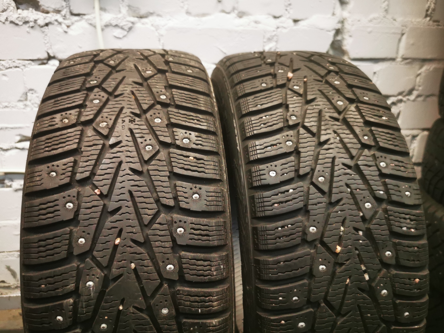 Nokian Hkpl 7 205/55 R16 Lietotas Ziemas Riepas