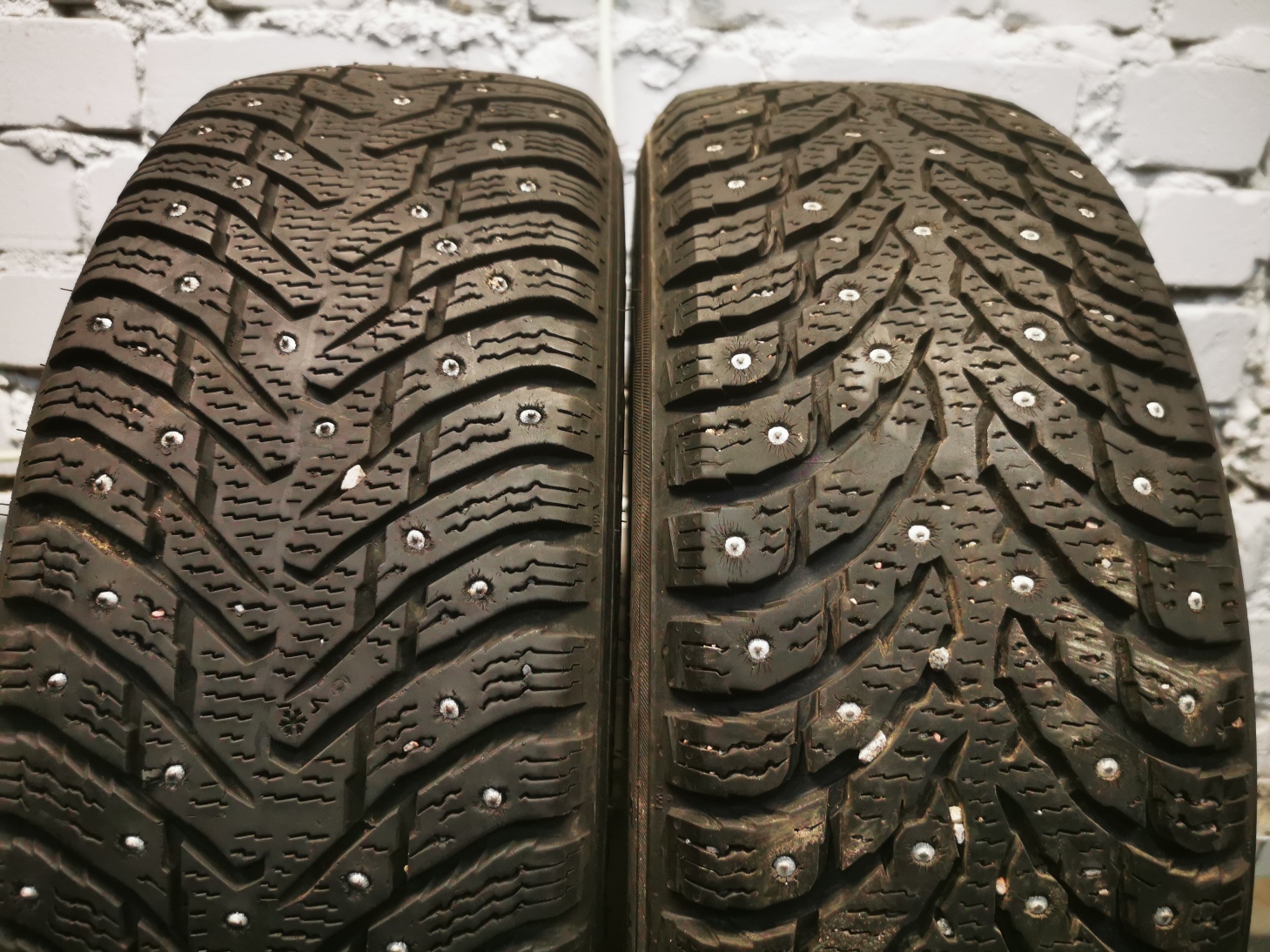 Nokian Hkpl 8 195/65 R15 Lietotas Ziemas Riepas