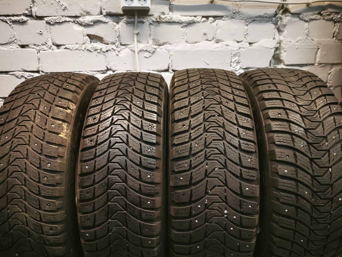 michelin X-ice north 3 195/65 R15 Lietotas Ziemas Riepas