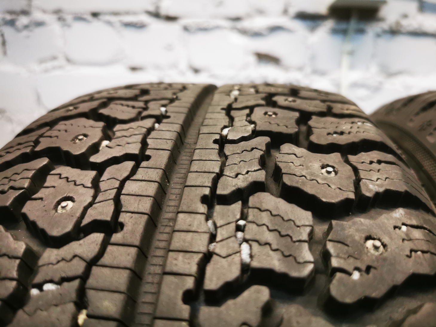 gislaved nord Frost 2 205/55 R16 Зимние Б/у покрышки gislaved nord Frost 2 205/55 R16 Зимние Б/у покрышки
