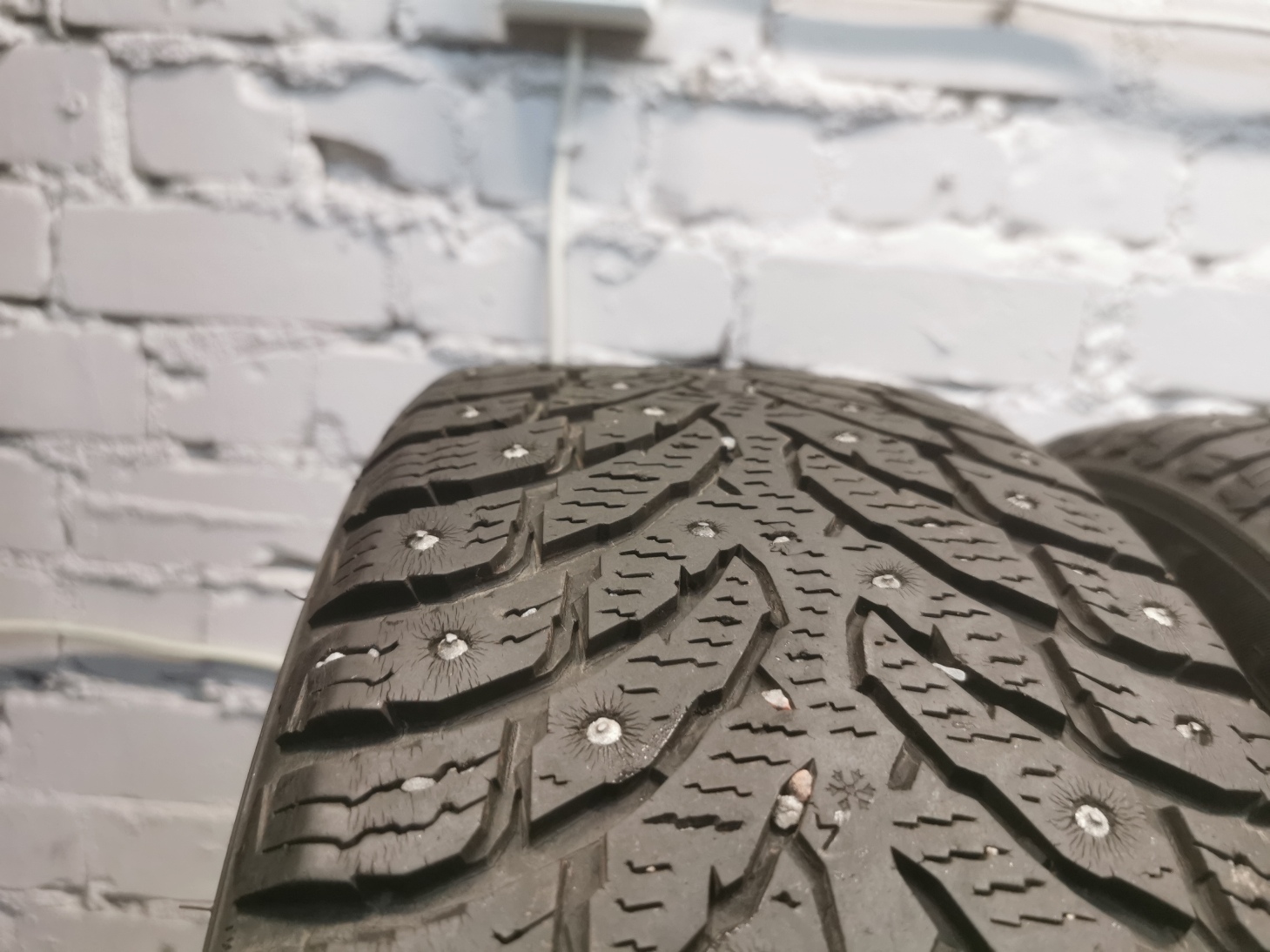 Nokian hkpl 9 205/55 R16 Зимние Б/у покрышки Nokian hkpl 9 205/55 R16 Зимние Б/у покрышки