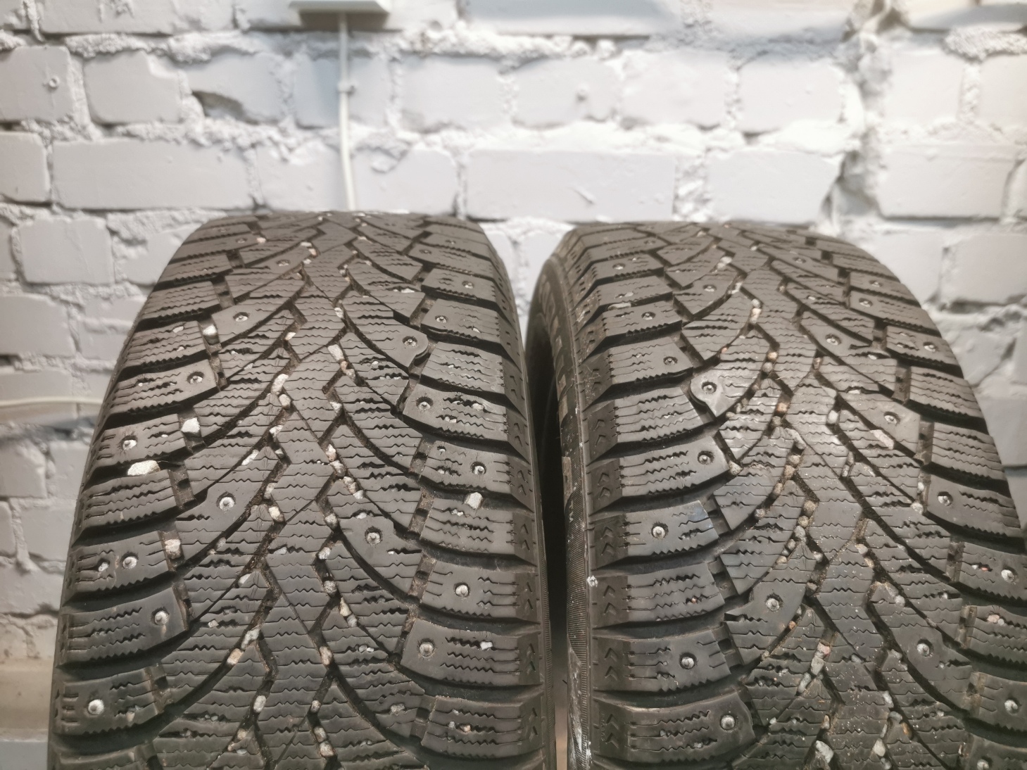 formula  ice 205/55 R16 Lietotas Ziemas Riepas