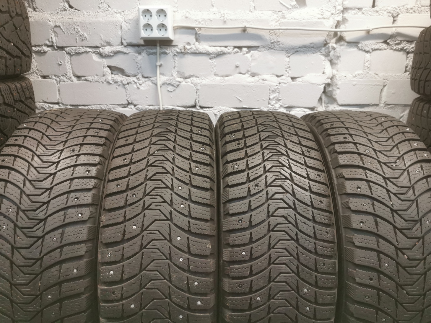 michelin x-ice north 3 205/55 R16 Lietotas Ziemas Riepas