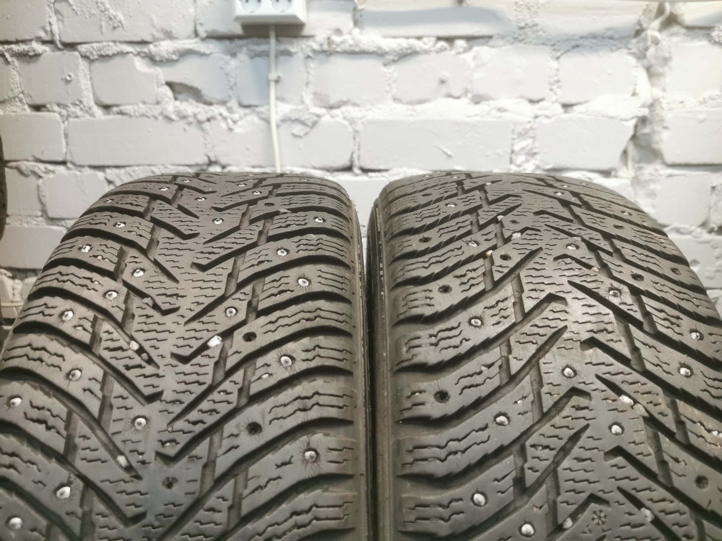 Nokian hkpl 8 205/55 R16 Lietotas Ziemas Riepas