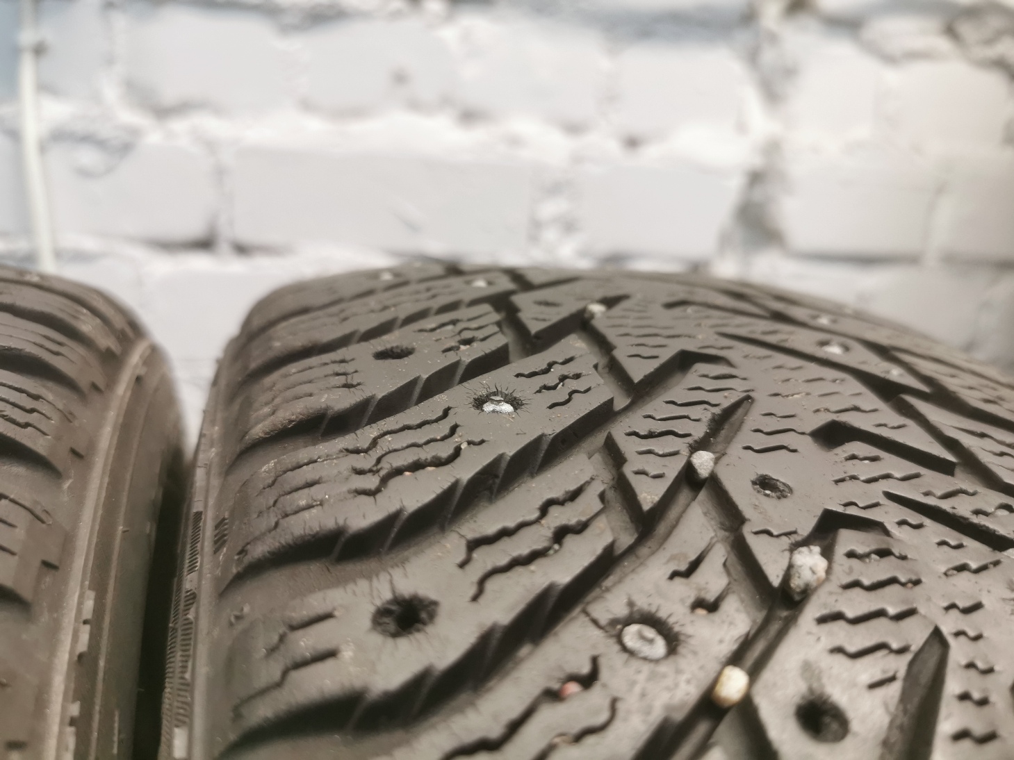 Nokian hkpl 8 205/55 R16 Зимние Б/у покрышки Nokian hkpl 8 205/55 R16 Зимние Б/у покрышки