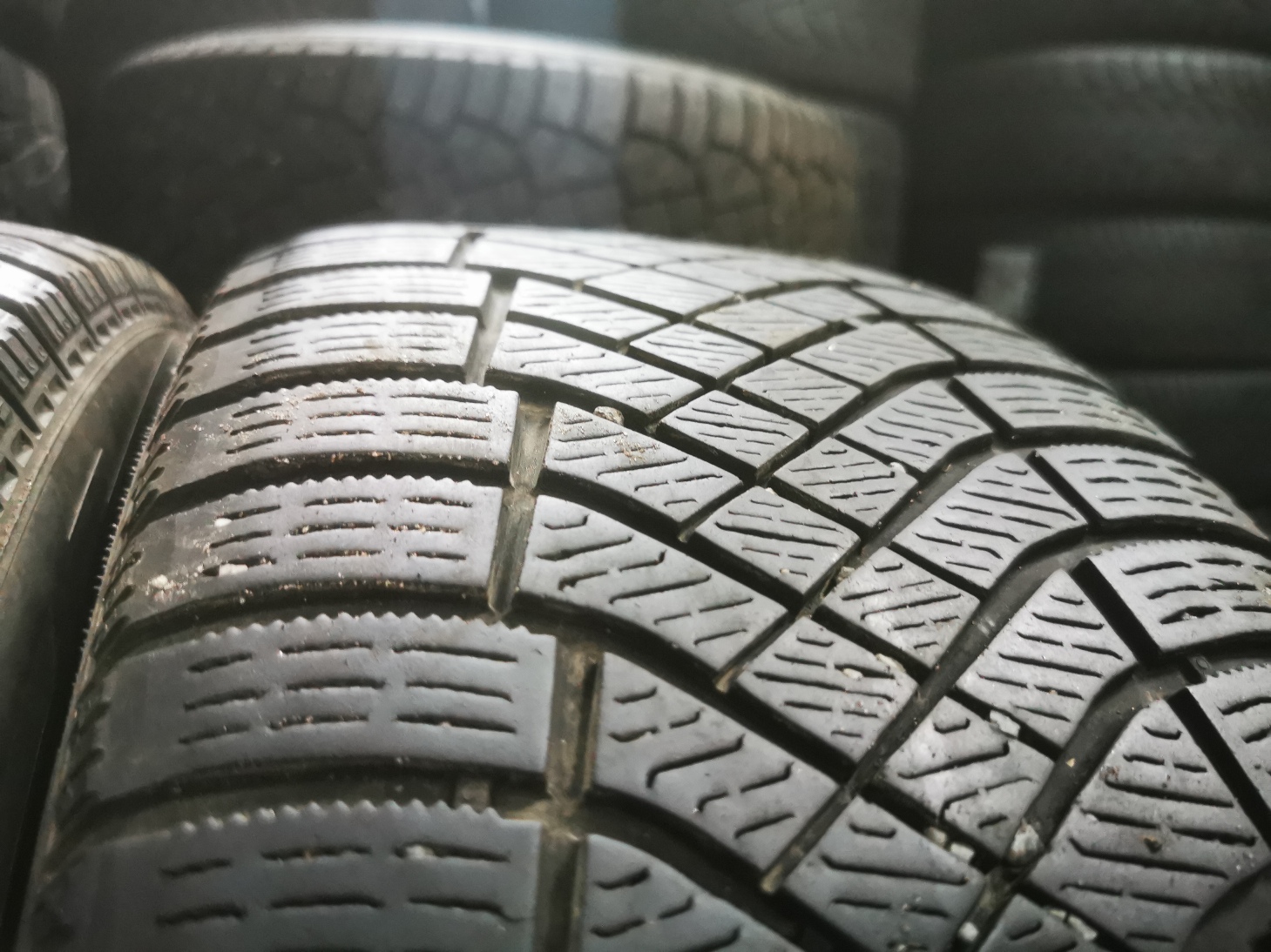 Pirelli ize zero 225/50 R17 Lietotas Ziemas Riepas Pirelli ize zero 225/50 R17 Lietotas Ziemas Riepas