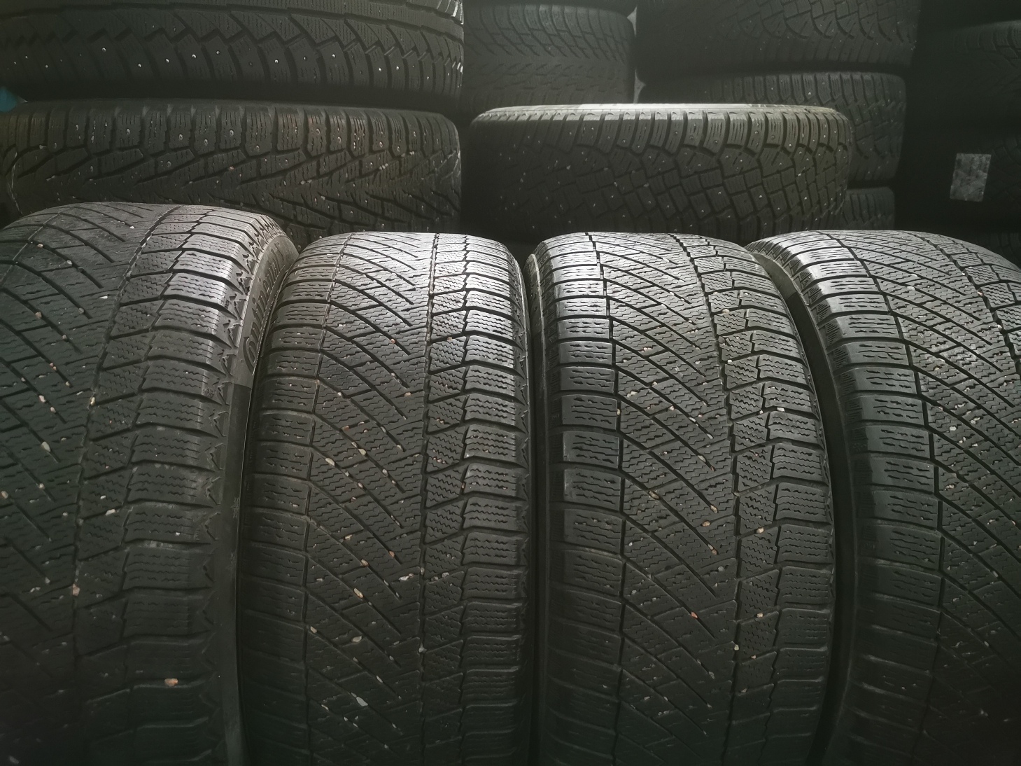 continental contact 6 225/50 R17 Lietotas Ziemas Riepas