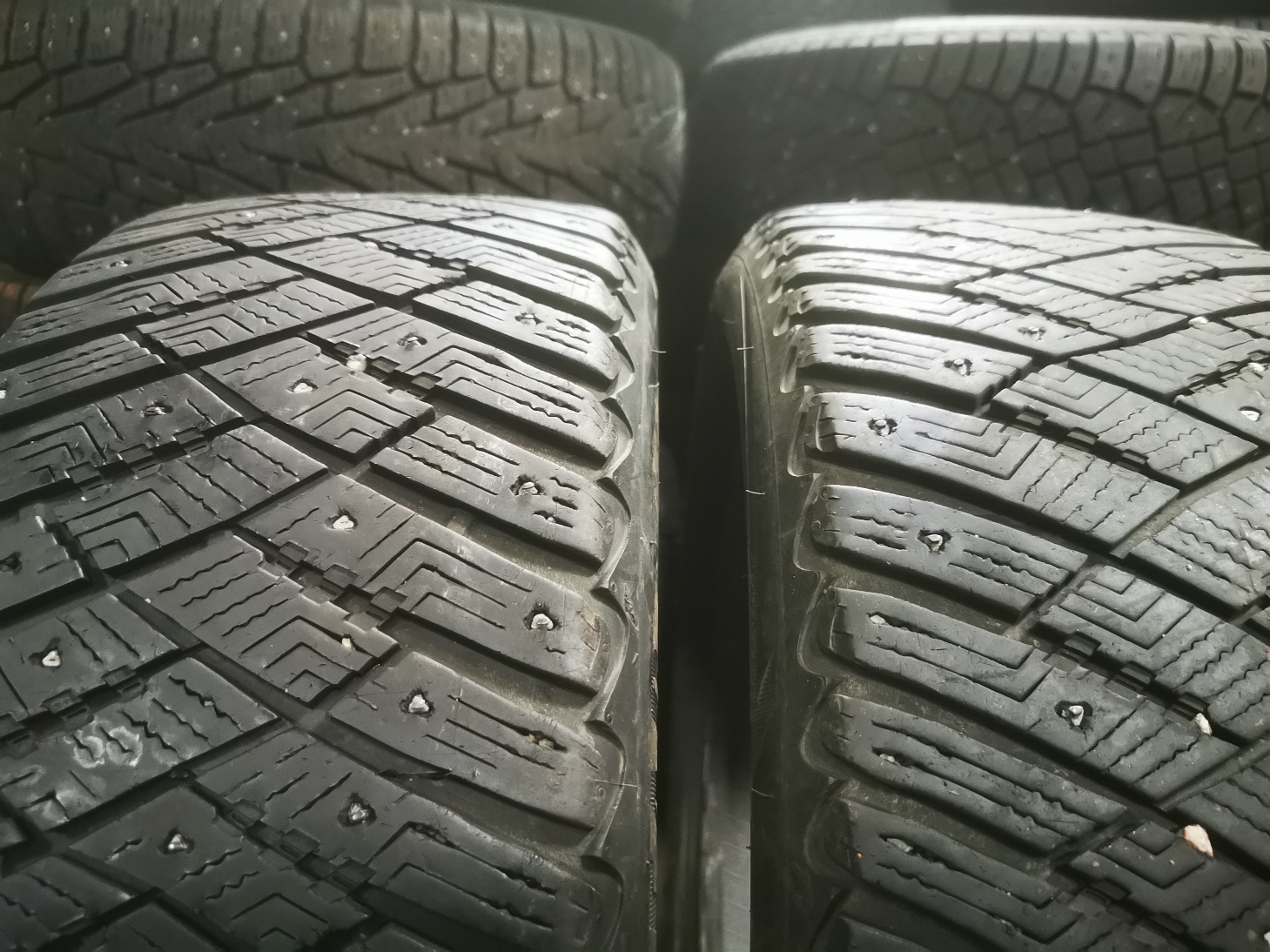 Good Year Ice Arctic 225/50 R17 Зимние Б/у покрышки
