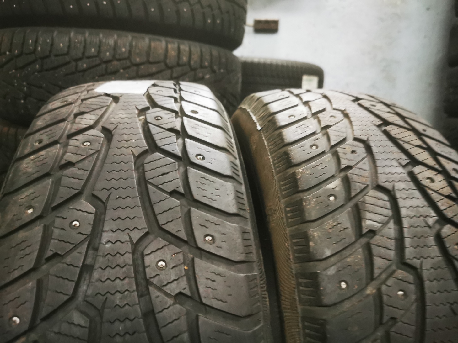 Ecovision w686 215/60 R17 Зимние Б/у покрышки