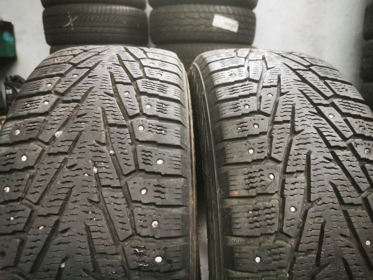 Nokian hkpl 7 235/65 R17 Lietotas Ziemas Riepas