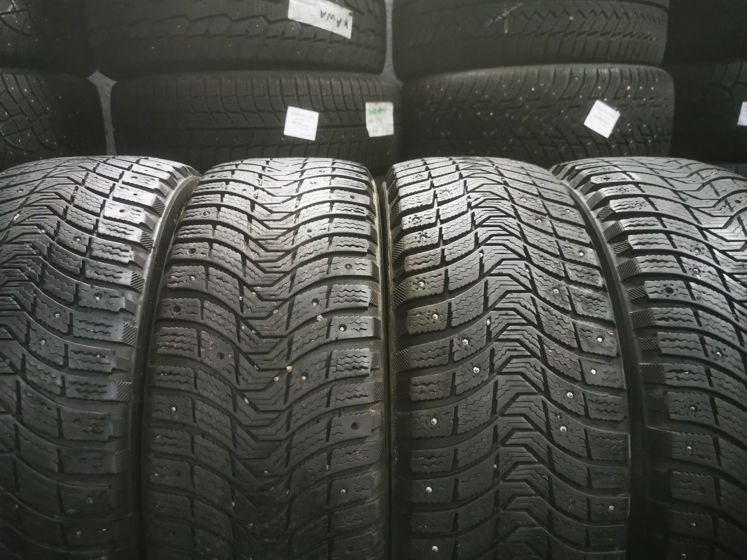 michelin x-ice north 3 215/55 R17 Lietotas Ziemas Riepas
