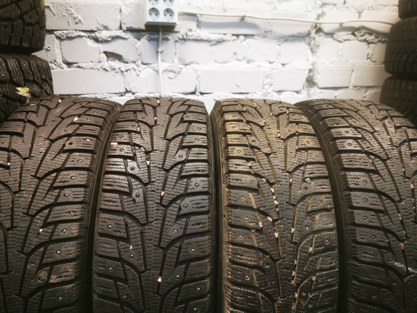 HANKOOK I pike rs 185/65 R15 Зимние Б/у покрышки