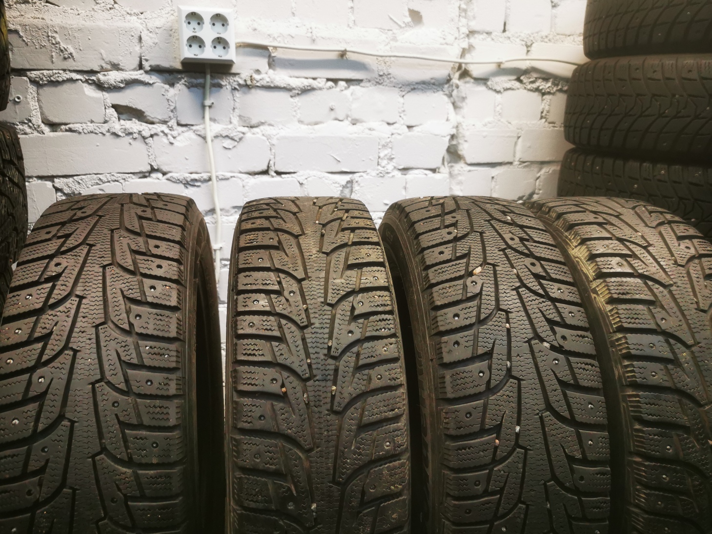 HANKOOK i pike rs 185/65 R15 Зимние Б/у покрышки