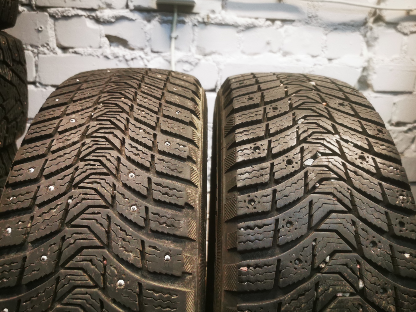 michelin X-ice North 3 205/60 R16 Lietotas Ziemas Riepas
