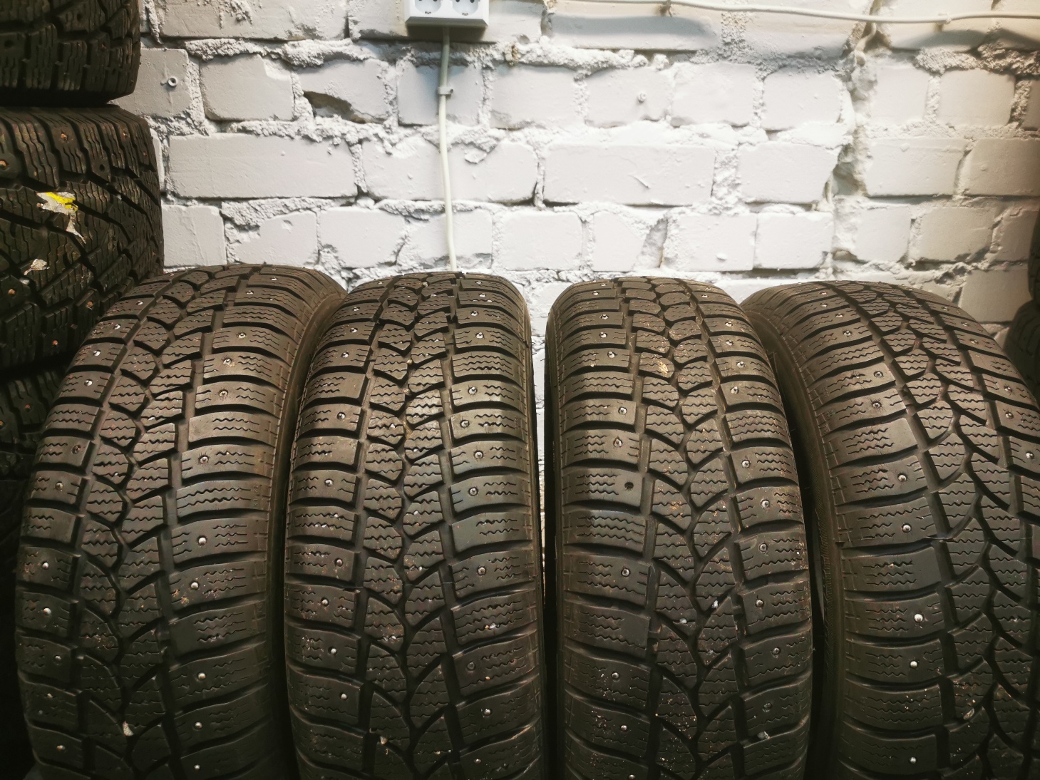 tigar Sigura Snow 185/60 R14 Lietotas Ziemas Riepas