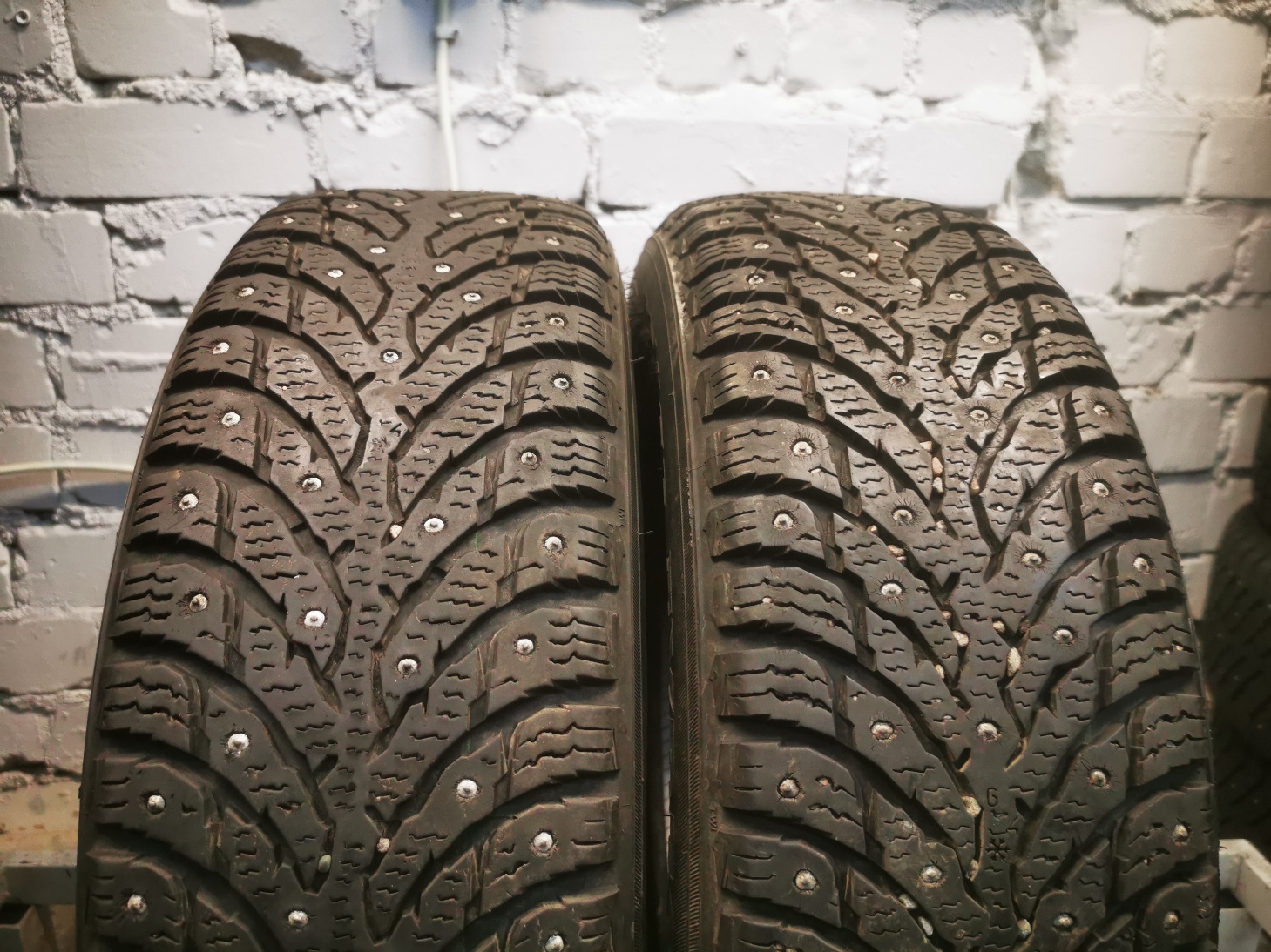 Nokian Hkpl 9 185/65 R15 Lietotas Ziemas Riepas