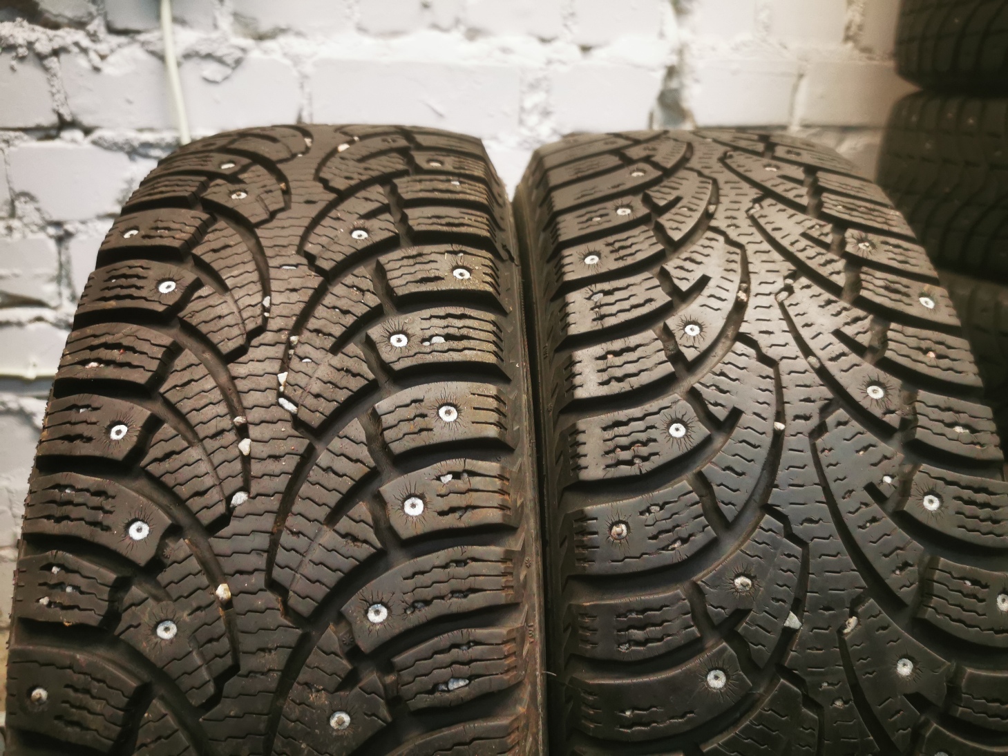 bridgestone Noranza 2 185/65 R15 Зимние Б/у покрышки