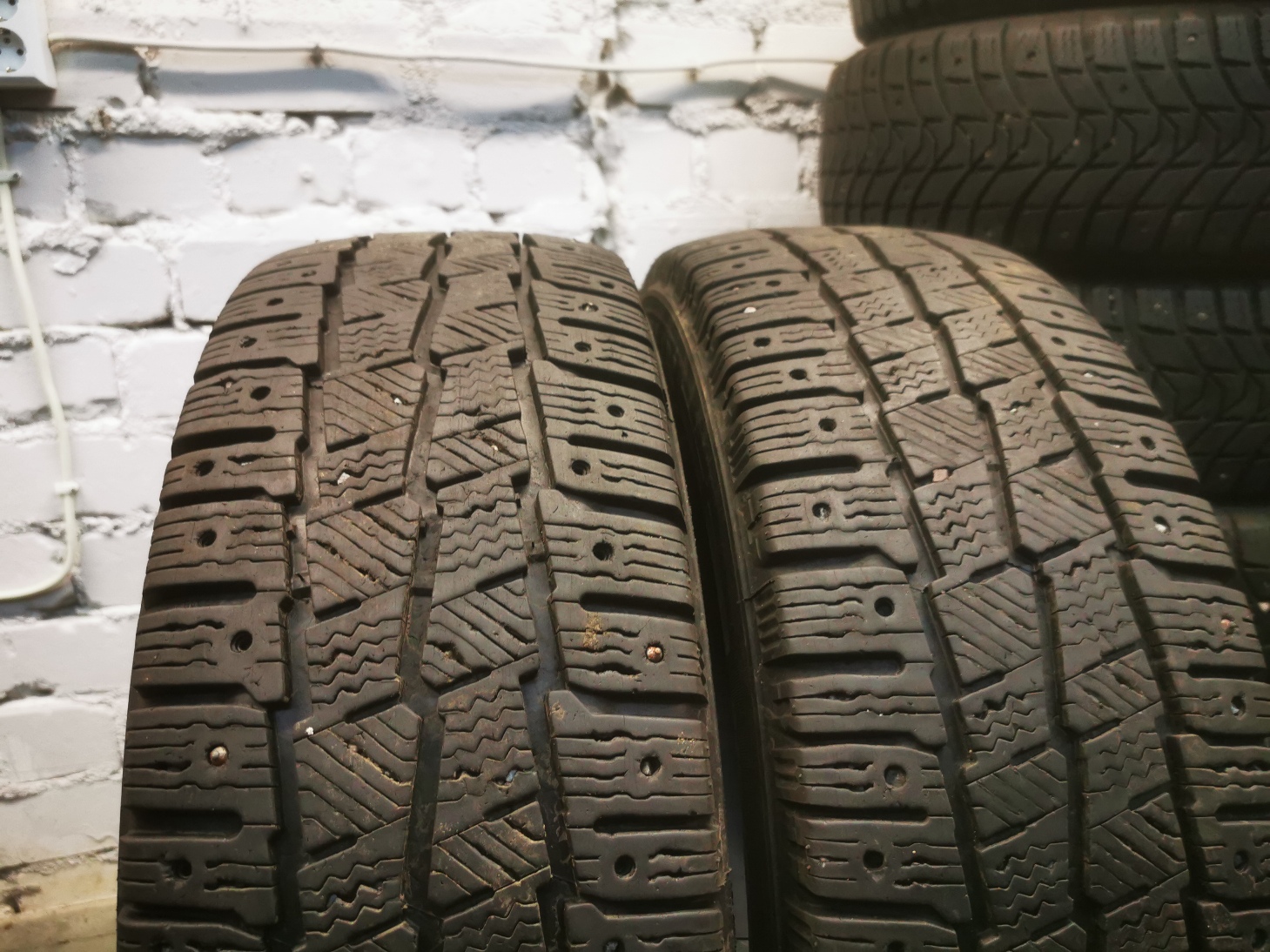 michelin Aglis north Cargo 215/65 R16 Зимние Б/у покрышки