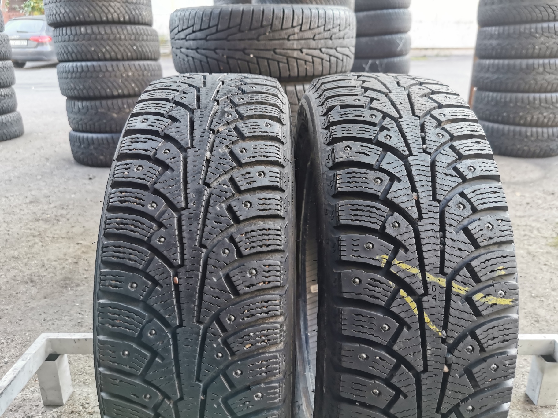 Nokian hkpl 5 185/60 R15 Зимние Б/у покрышки