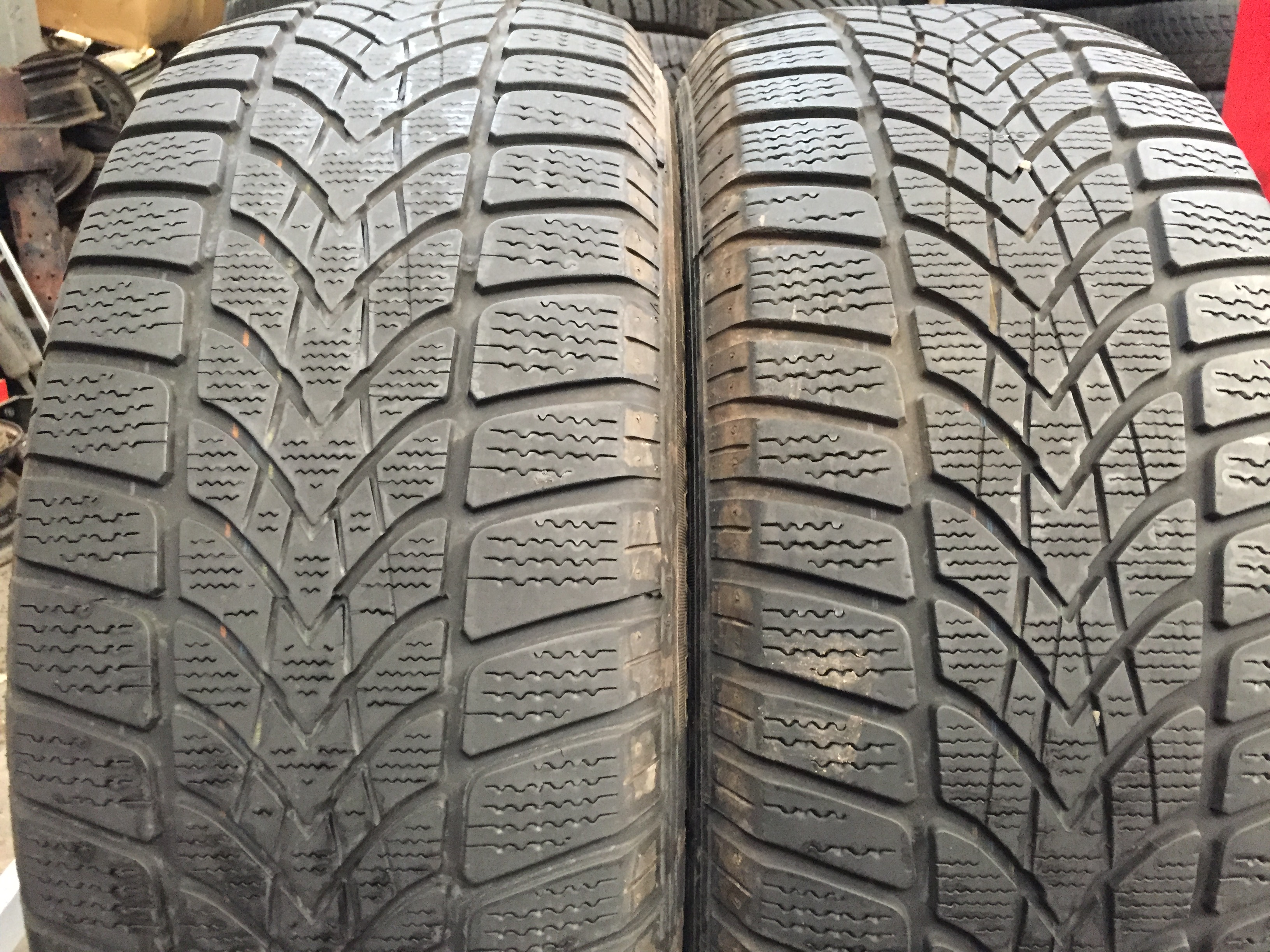 dunlop sport 4d 225/55 R16 Зимние Б/у покрышки