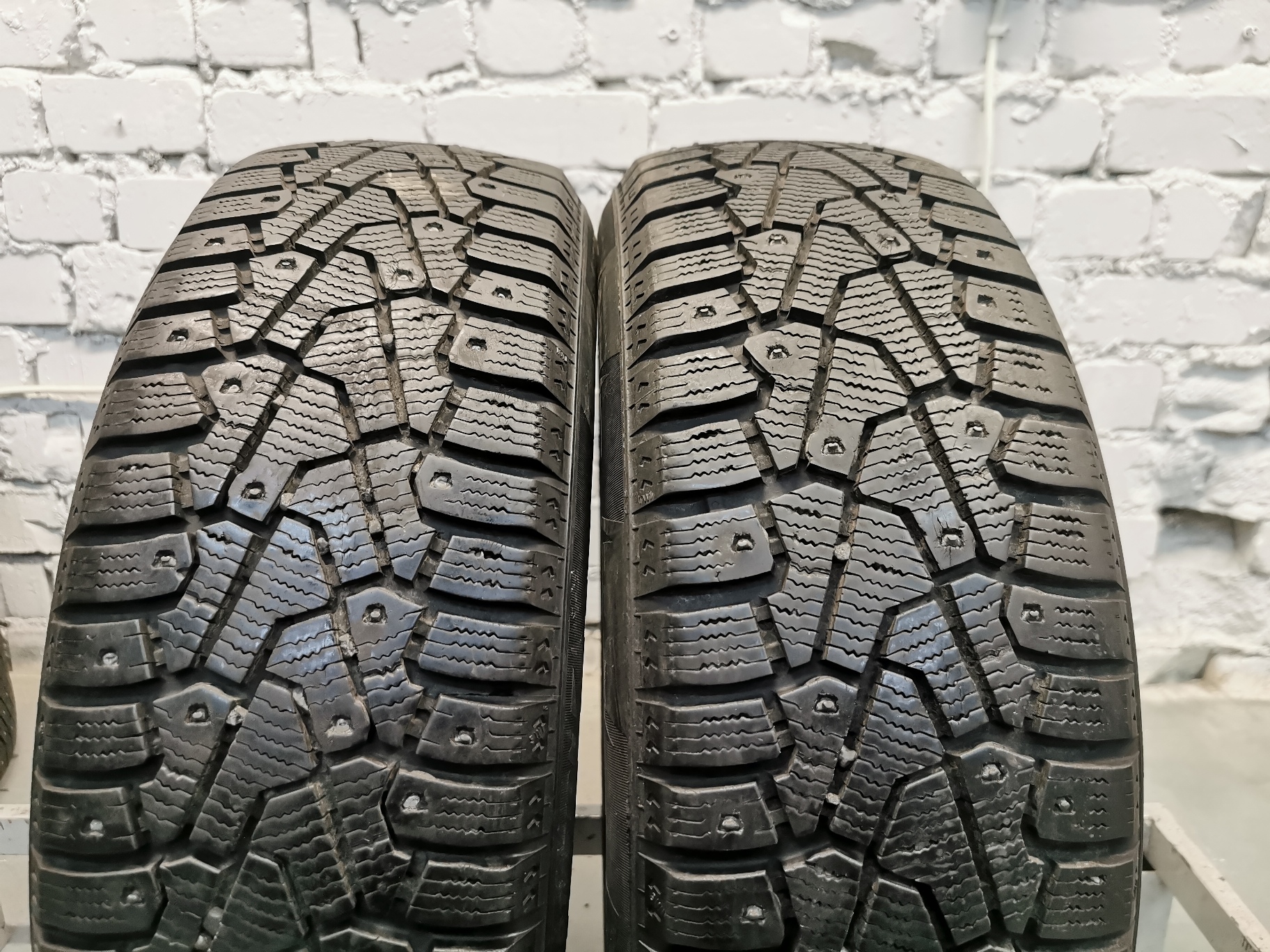 pirelli Ice Zero 185/65 R15 Lietotas Ziemas Riepas