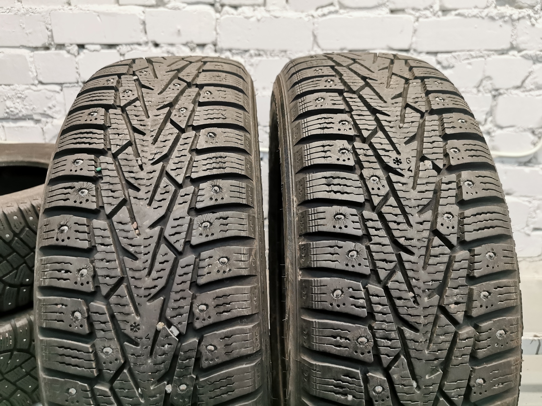 nokian hkpl 7 175/65 R15 Зимние Б/у покрышки